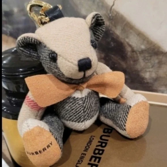 Burberry Keychain - Picture 5 of 8